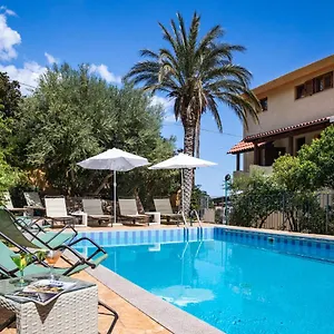 La Playa Hotel